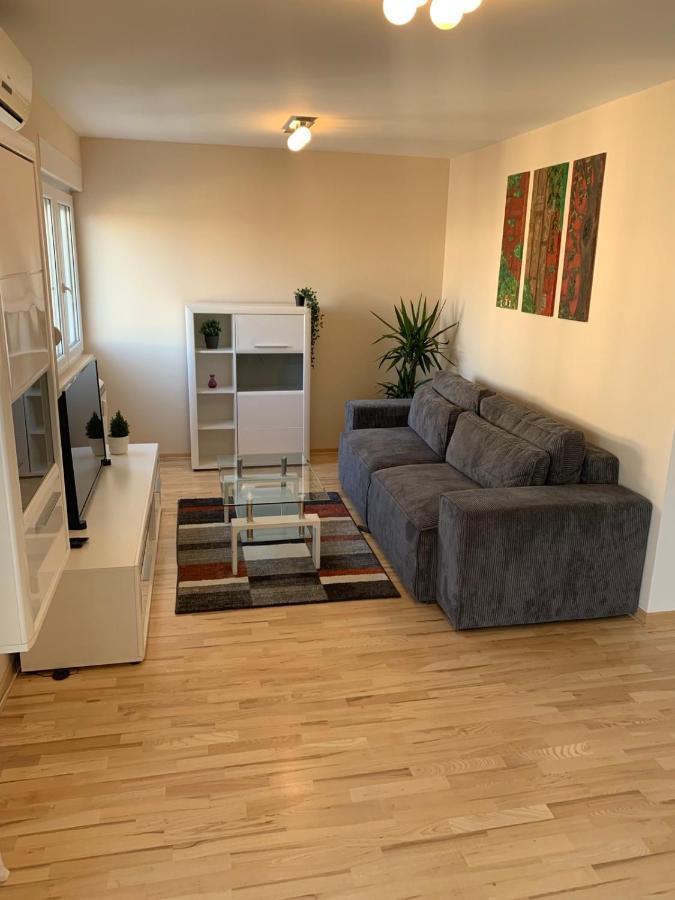 Vanja's Place Белград